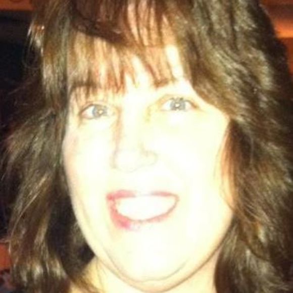 Meet your Posher, Denise - Picture 1 of 1